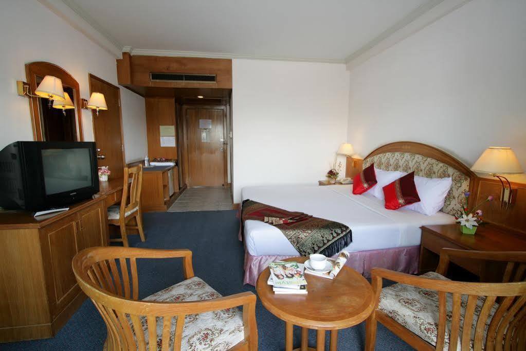 Hatyai Merridian Hotel Hatjaj Kültér fotó