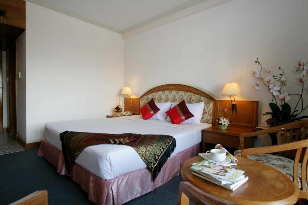 Hatyai Merridian Hotel Hatjaj Kültér fotó